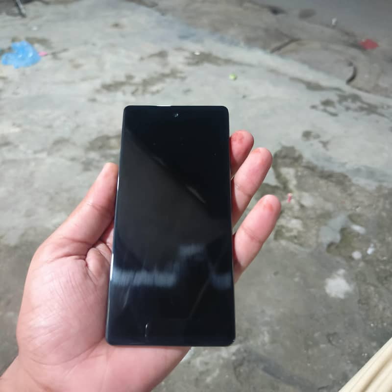 Google Pixel 6a 1