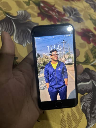 Apple iPhone 7