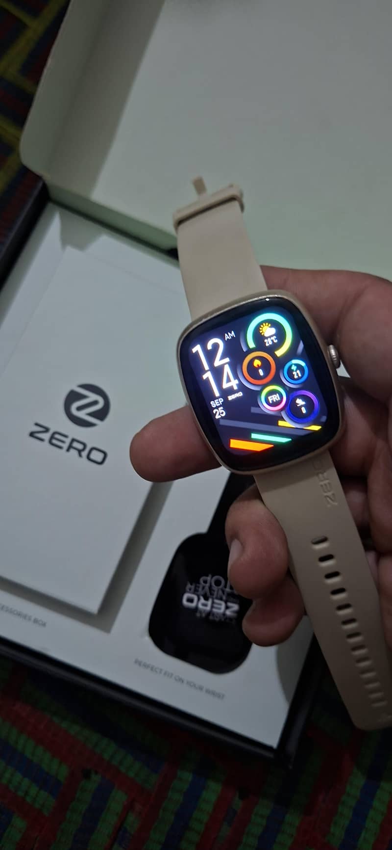 zero watch qube 1