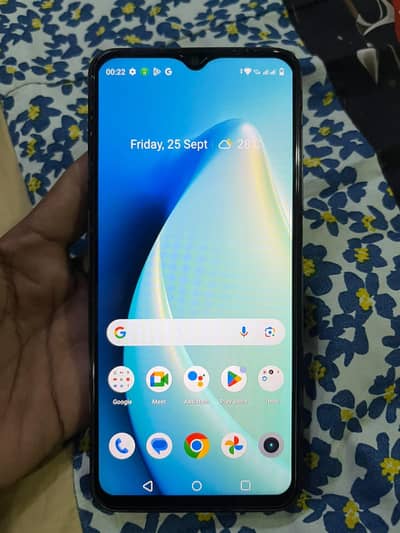 Realme C35