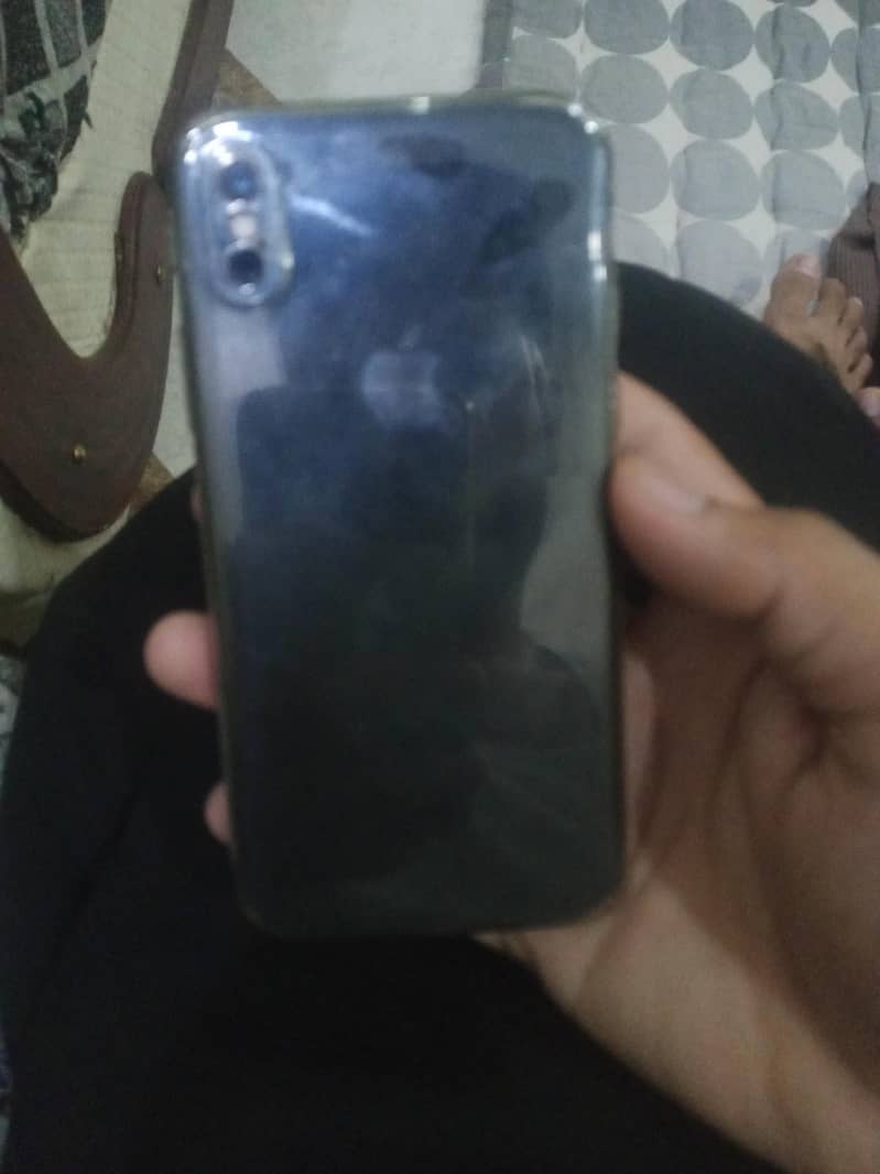 Apple iPhone X 1