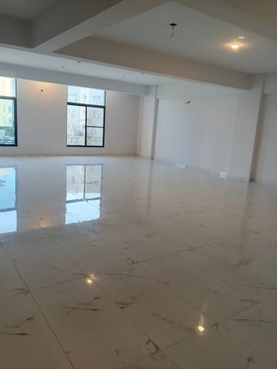 Brend new offices for rent dha phase 6 khyabane nishat