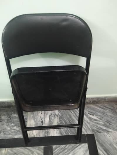 folding chairs
