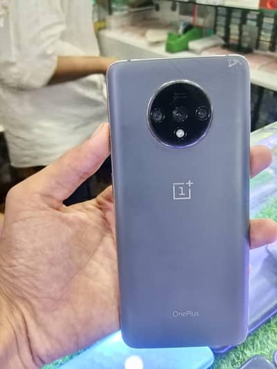 One plus 7t 8 128