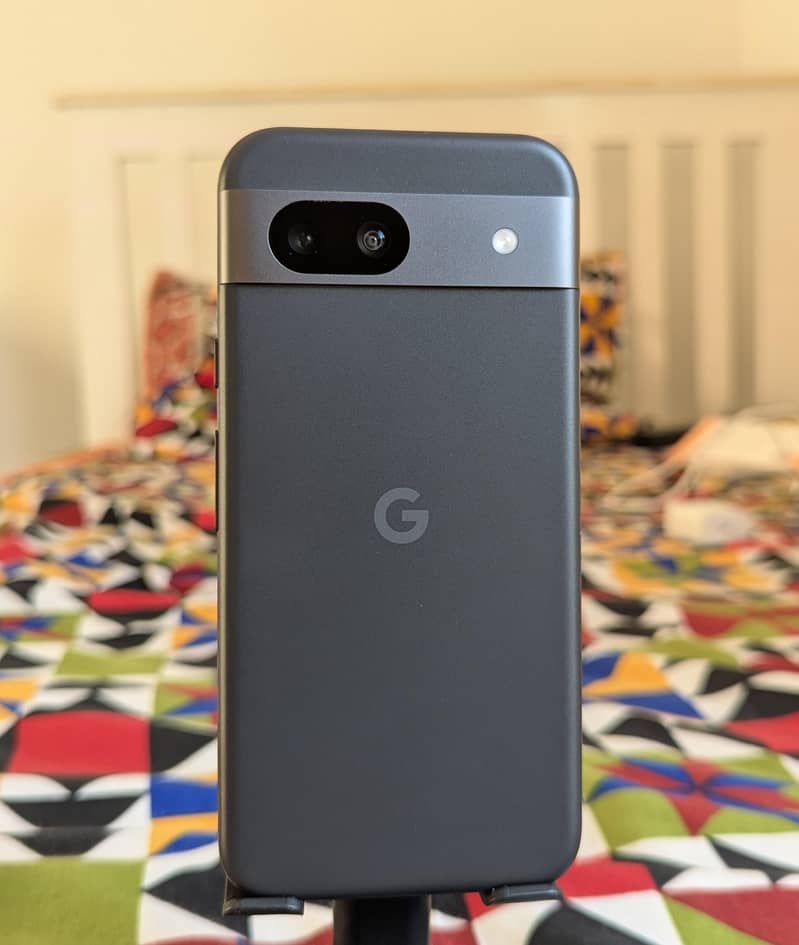 Google Pixel 8a 1