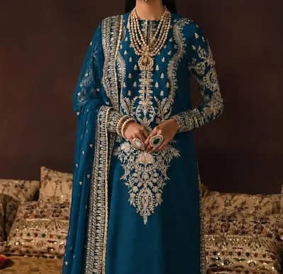 BridalDress/FormalDress/PartyWear/Dress/Suit