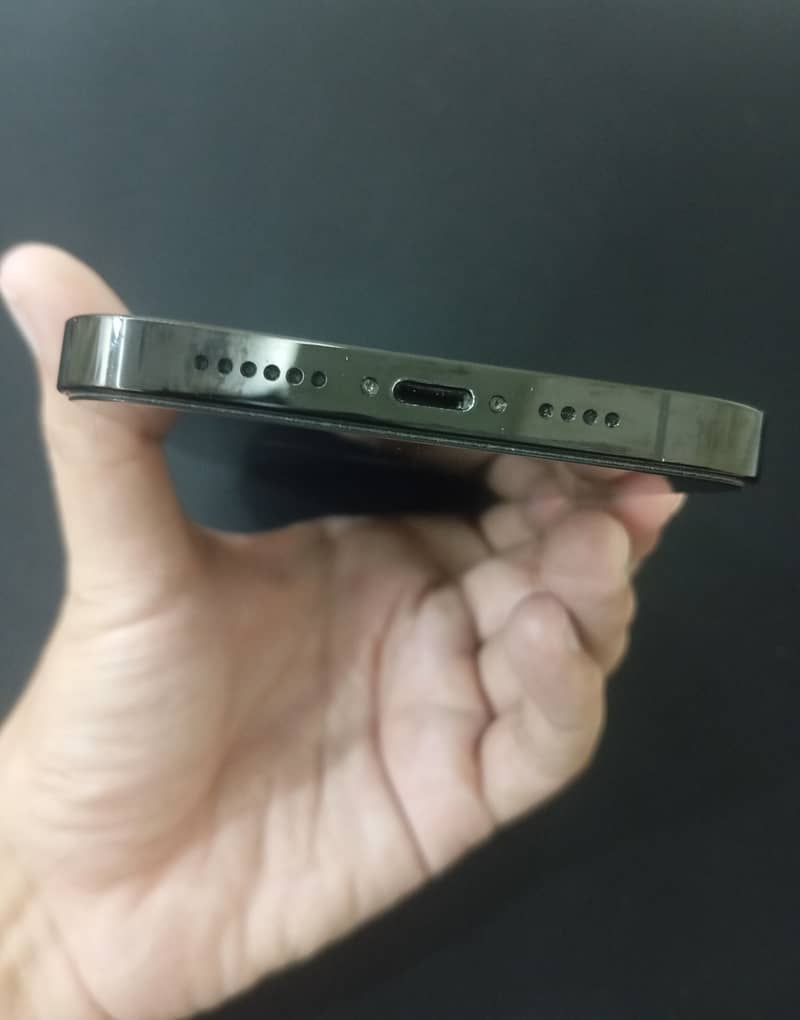 Apple iPhone 14 Pro Max 2