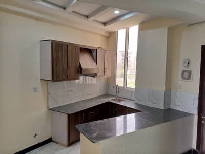 Ist Floor Flat , Direct Owner Here Whatsapp 03395129540