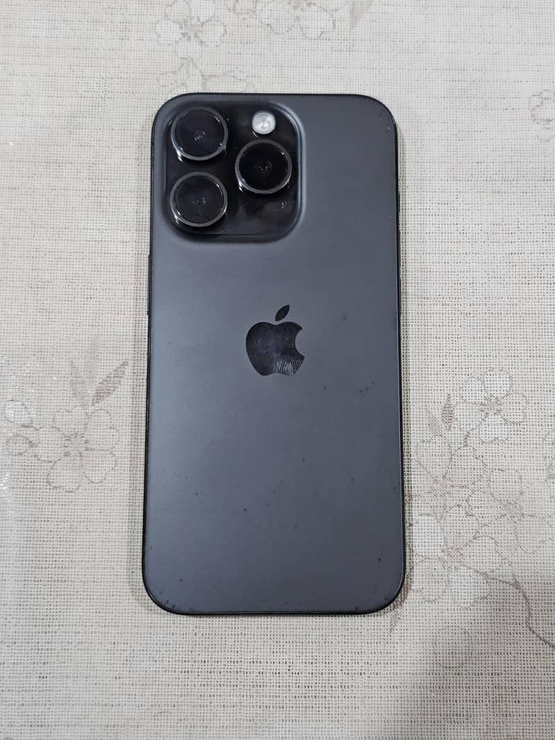Apple iPhone 15 Pro 0