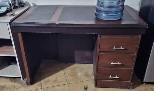 Office table with Chair