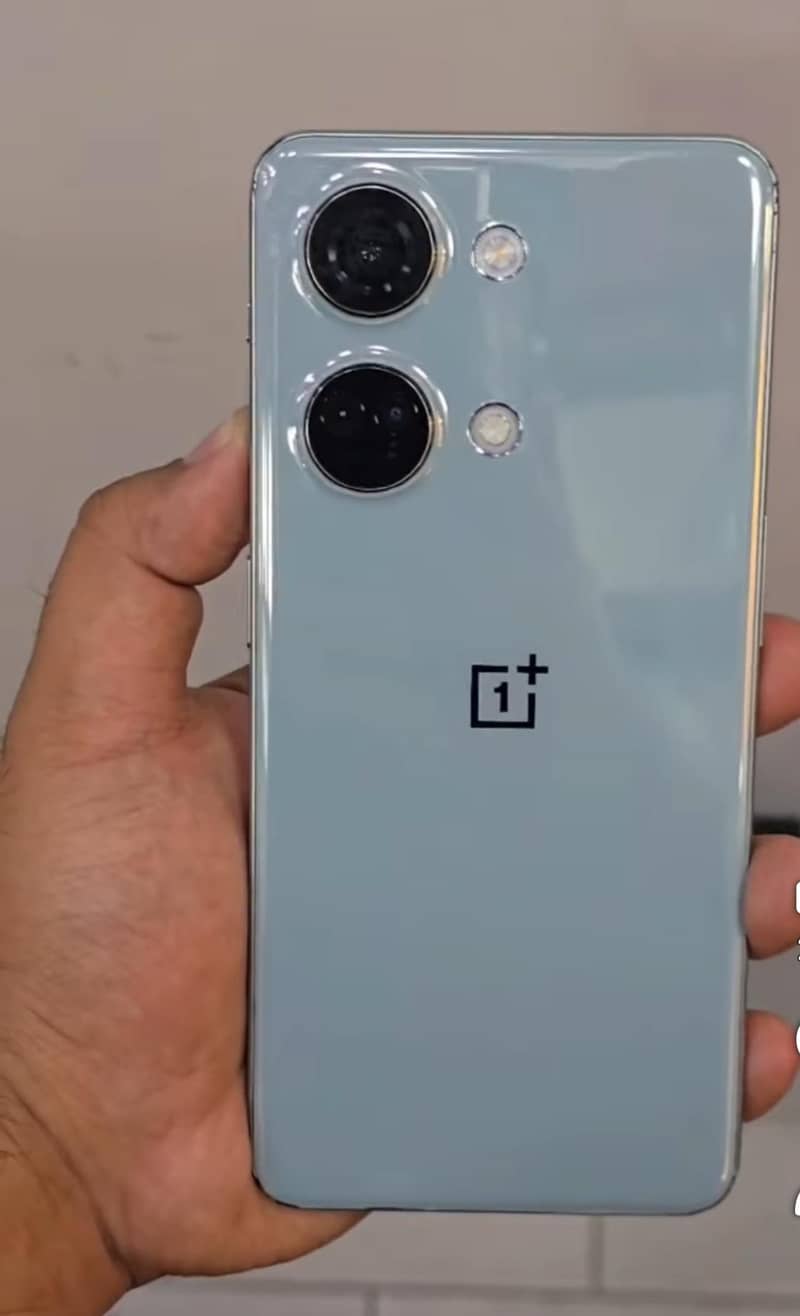 One Plus Ace 2V 0