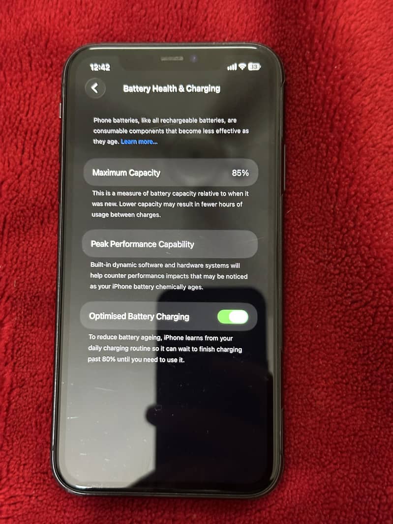 Apple iPhone 11 3