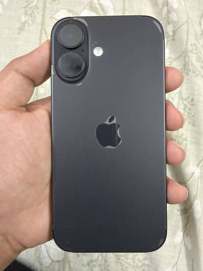 Apple iPhone 16
