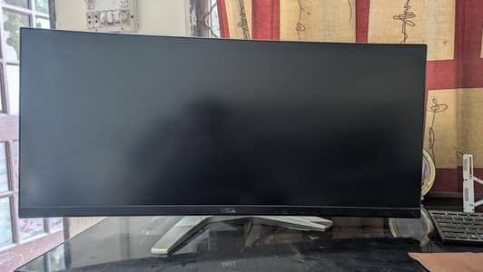 Dell UltraSharp U3415Wb is a 34-inch curved ultra-wide monitor