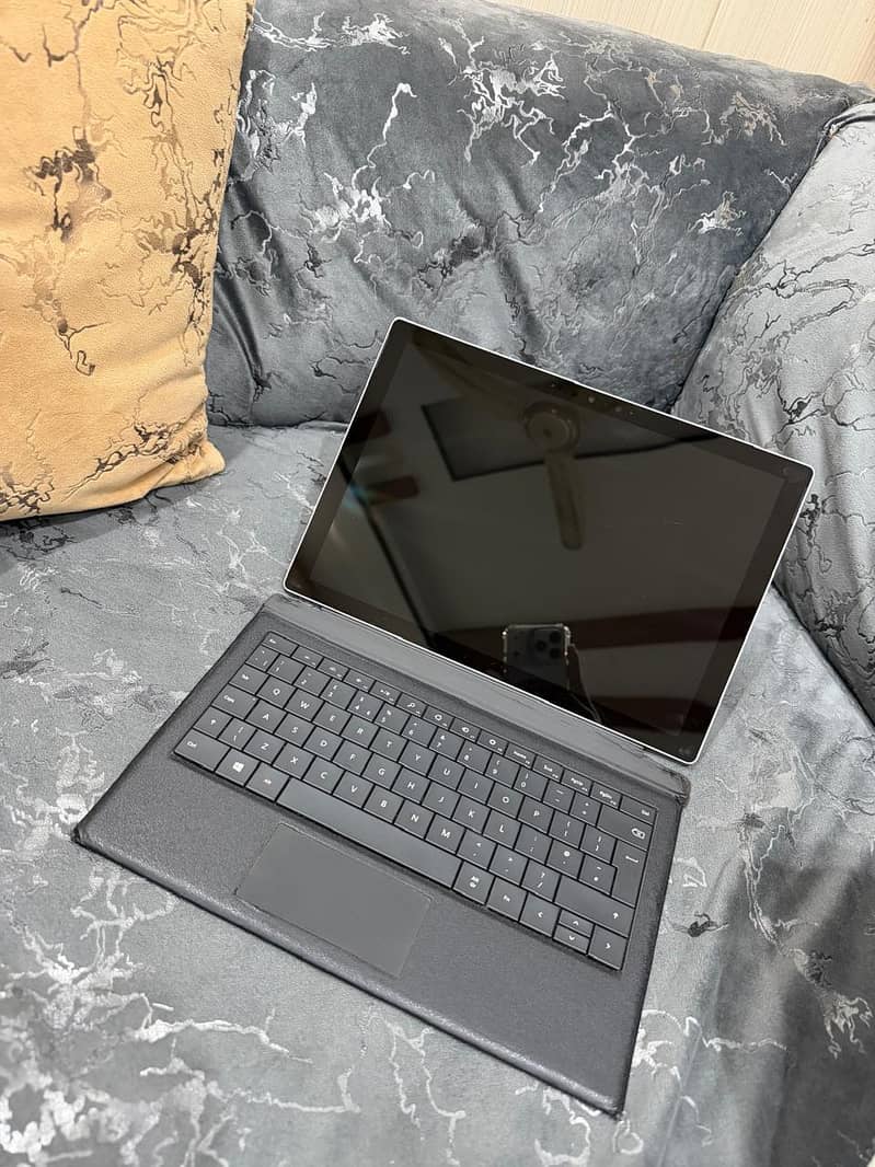 Microsoft surface pro 7 2