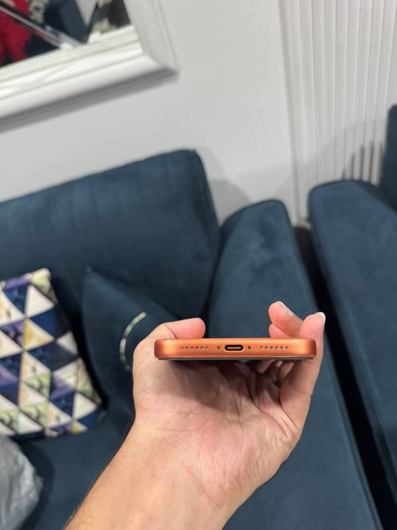 Apple iPhone 17 Pro Max 3
