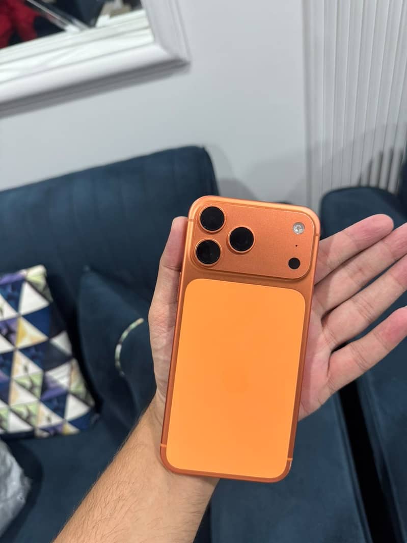 Apple iPhone 17 Pro Max 9