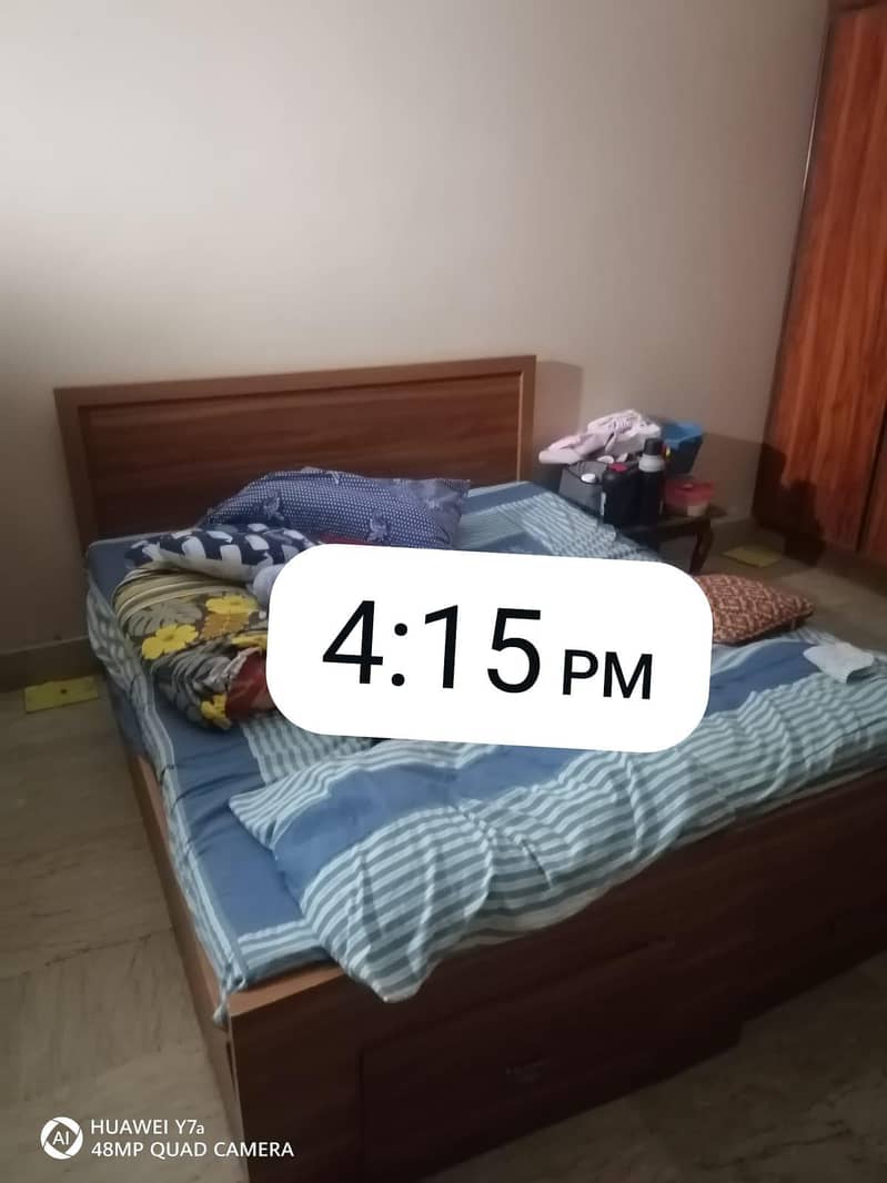 medium size bed 7