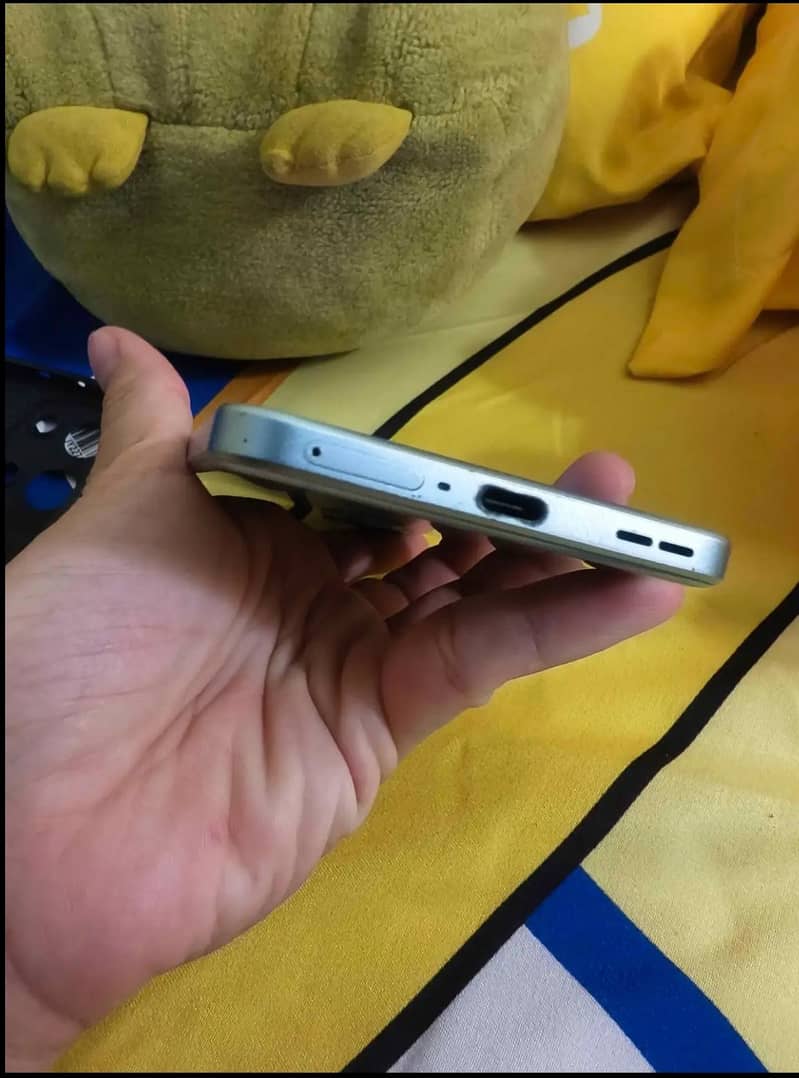 One Plus Ace 2V 2