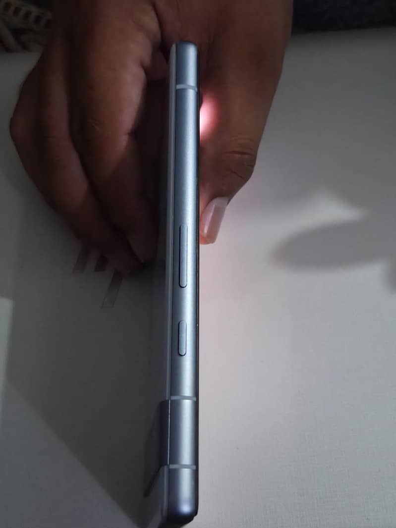Google Pixel 7a 4