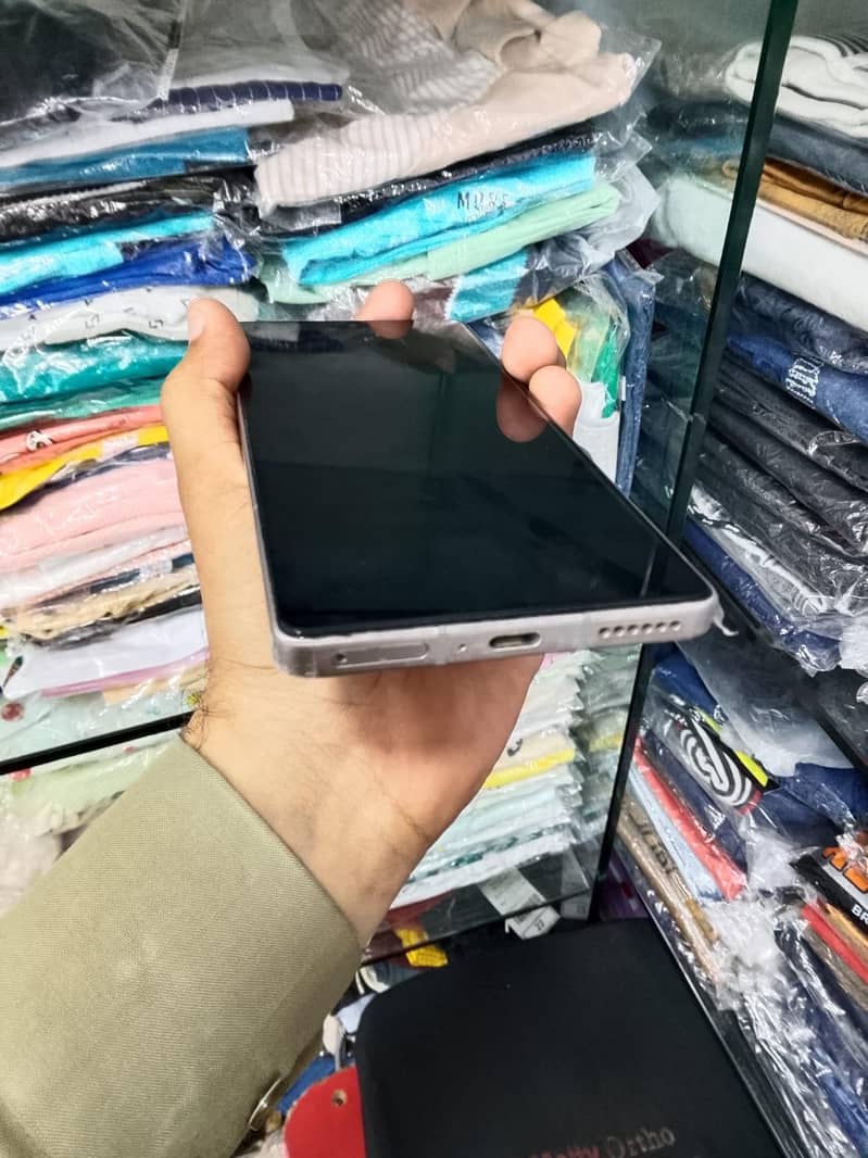 Infinix note 50* 6