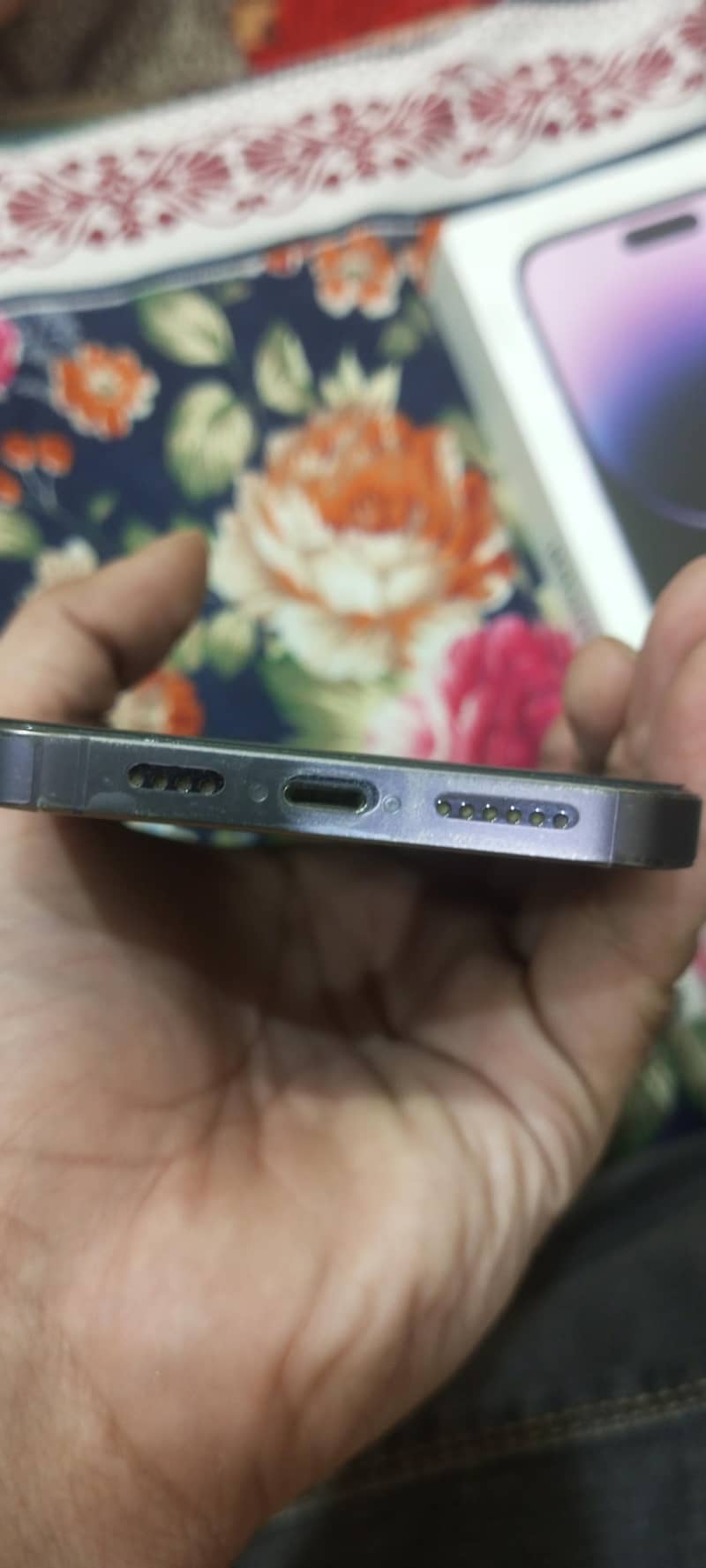 iPhone 14 pro max 2