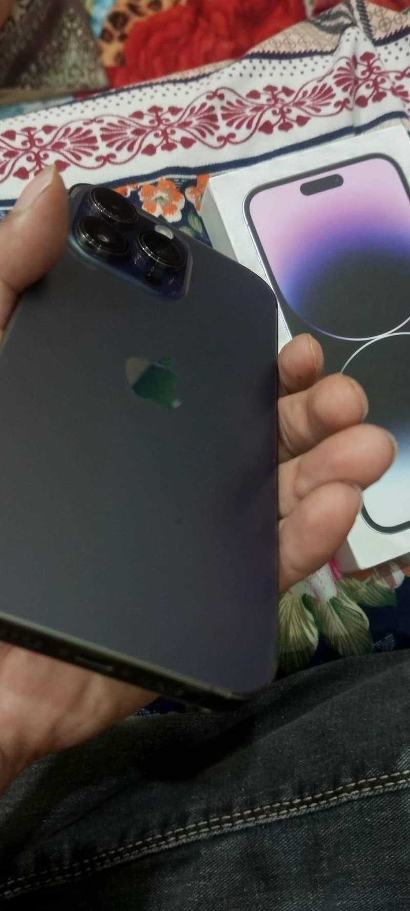 iPhone 14 pro max 4