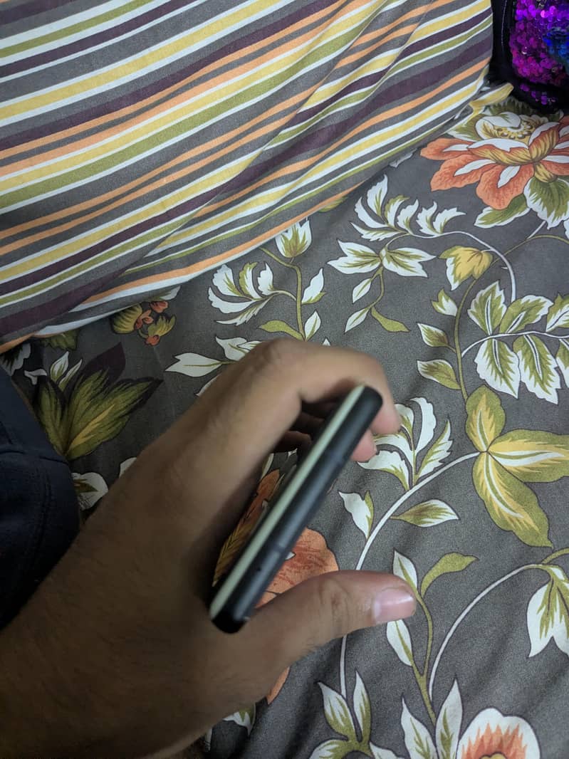 Google Pixel 6a 3