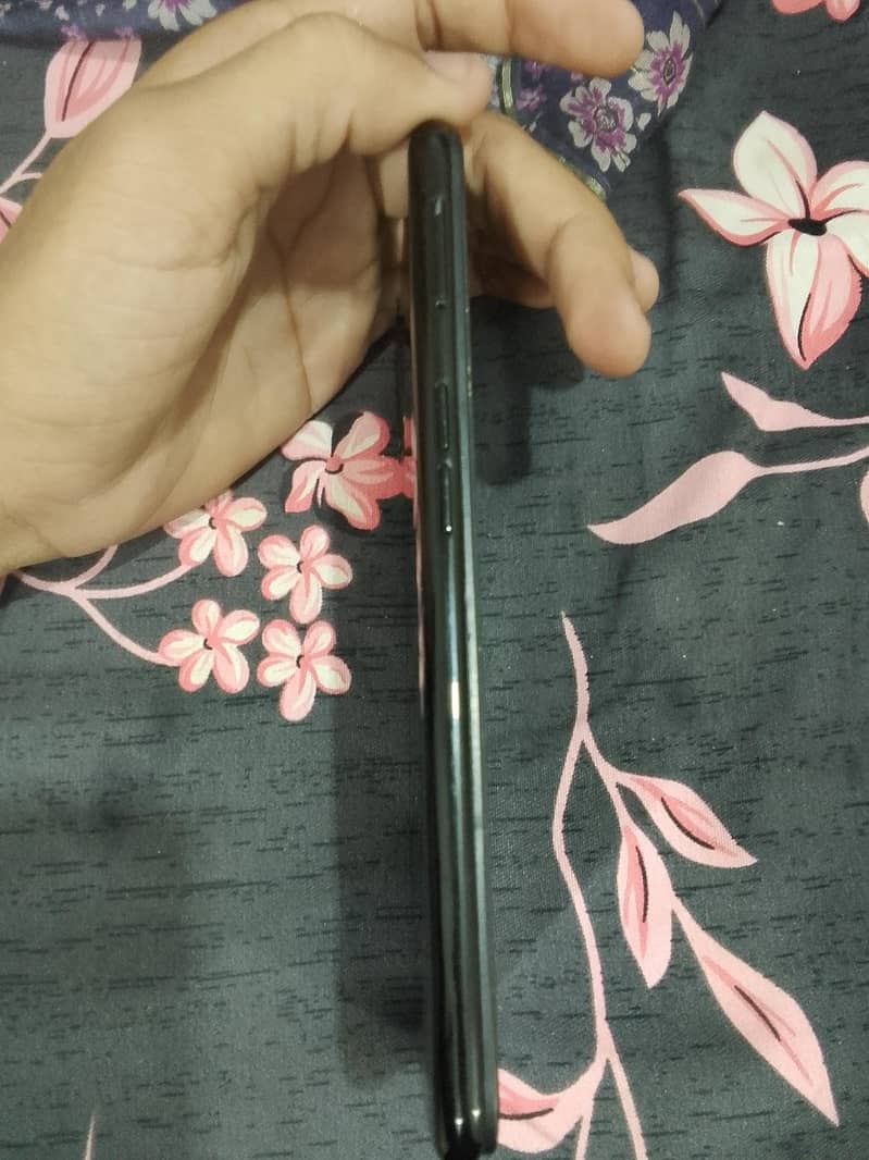 OPPO A31 3