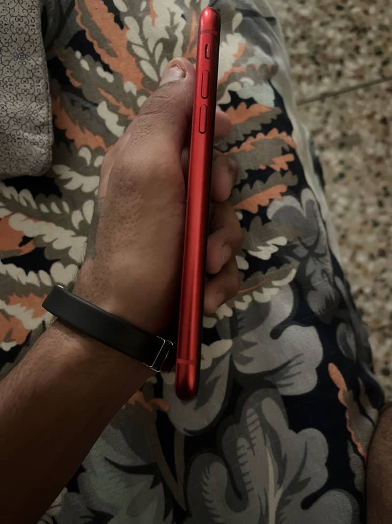 Apple iPhone 11 2