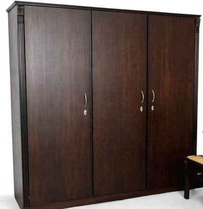 complete bedroom set  10/10 condition