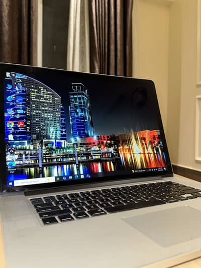 Macbook 2015 for sale