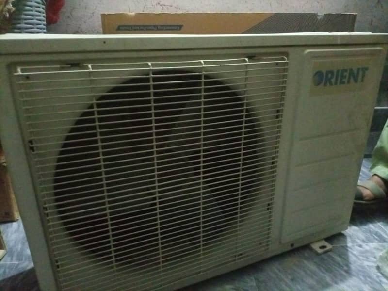 AC orient 2