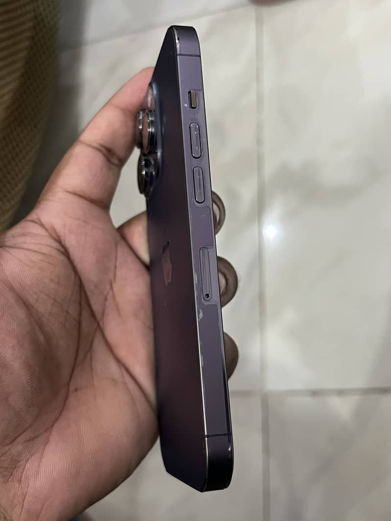 Apple iPhone 14 Pro 3
