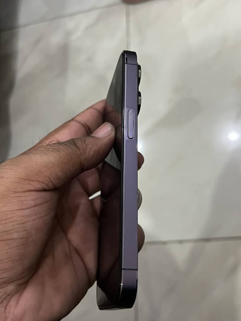 Apple iPhone 14 Pro 4