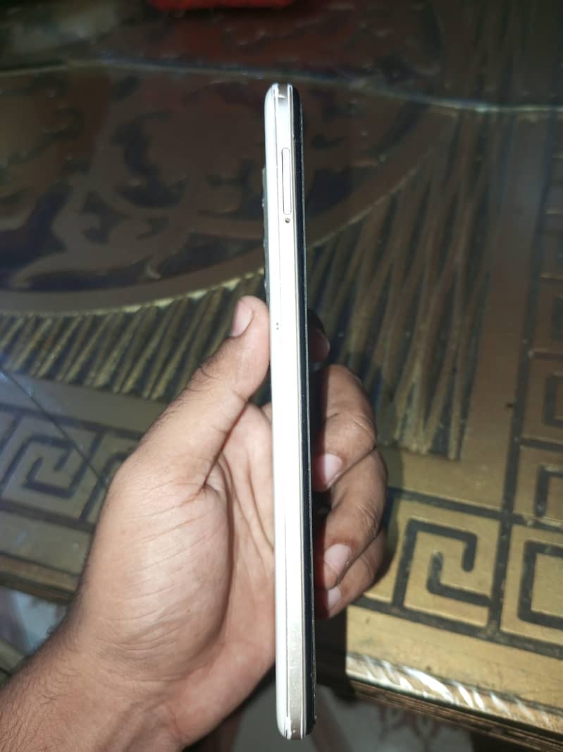 Tecno Camon 18 5