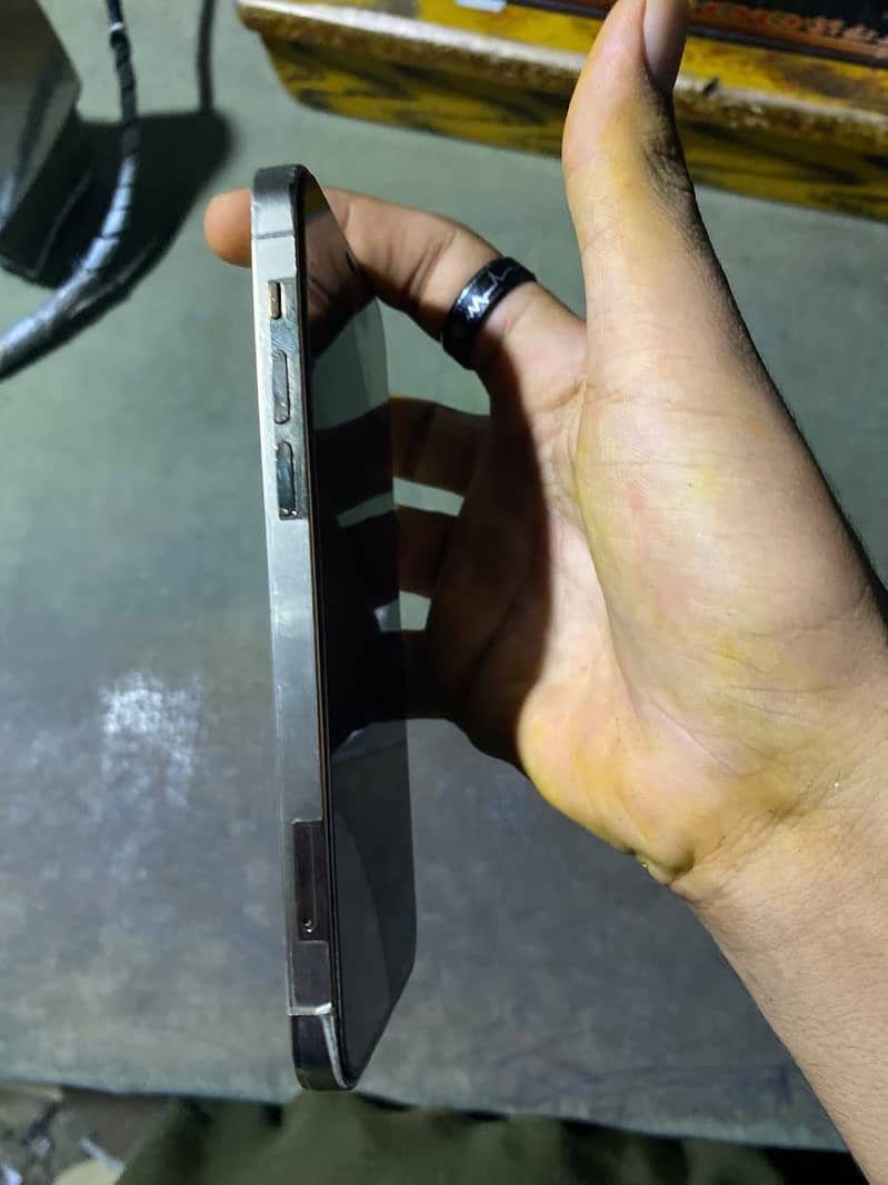 Apple iPhone 12 Pro 0