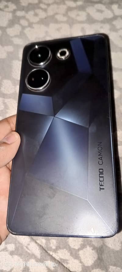 Tecno CAMON 20