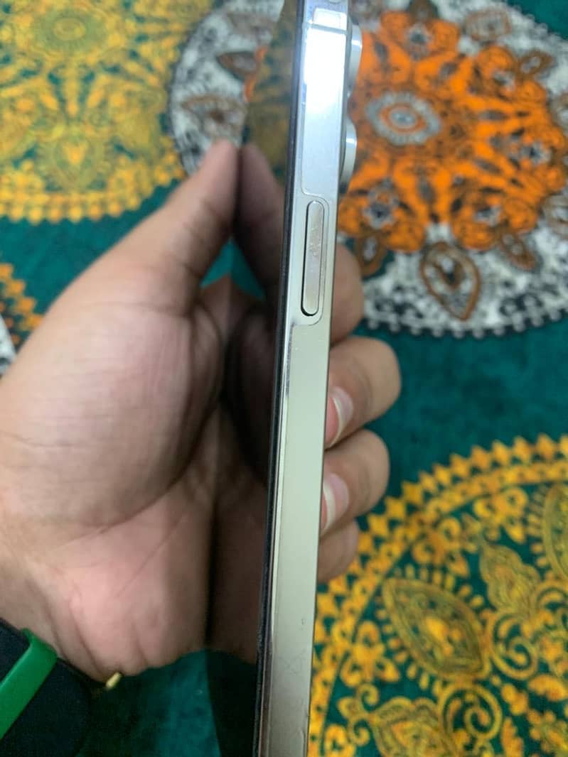Apple iPhone 13 Pro 11