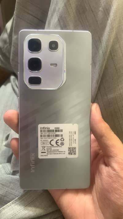Apple iPhone XS Max converts 14 pro max