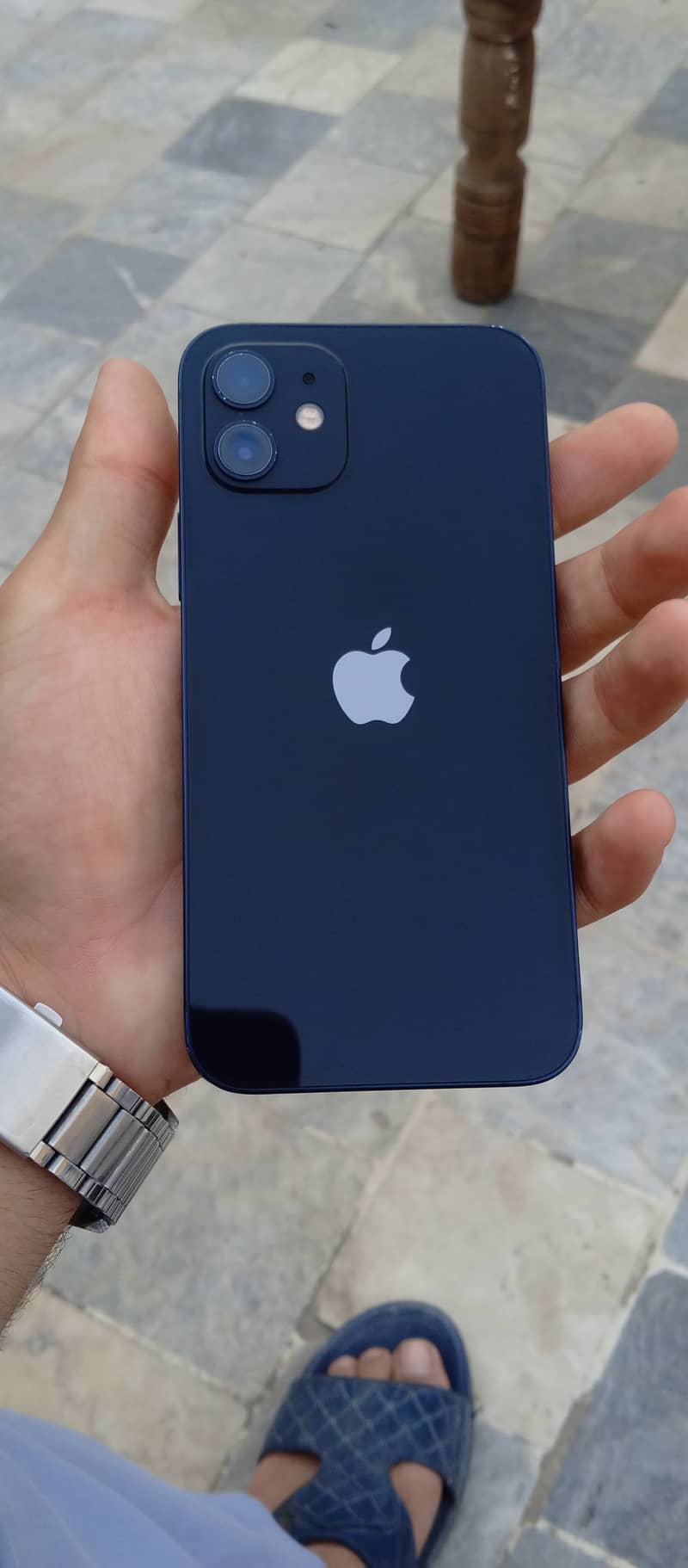 Apple iPhone 12 1