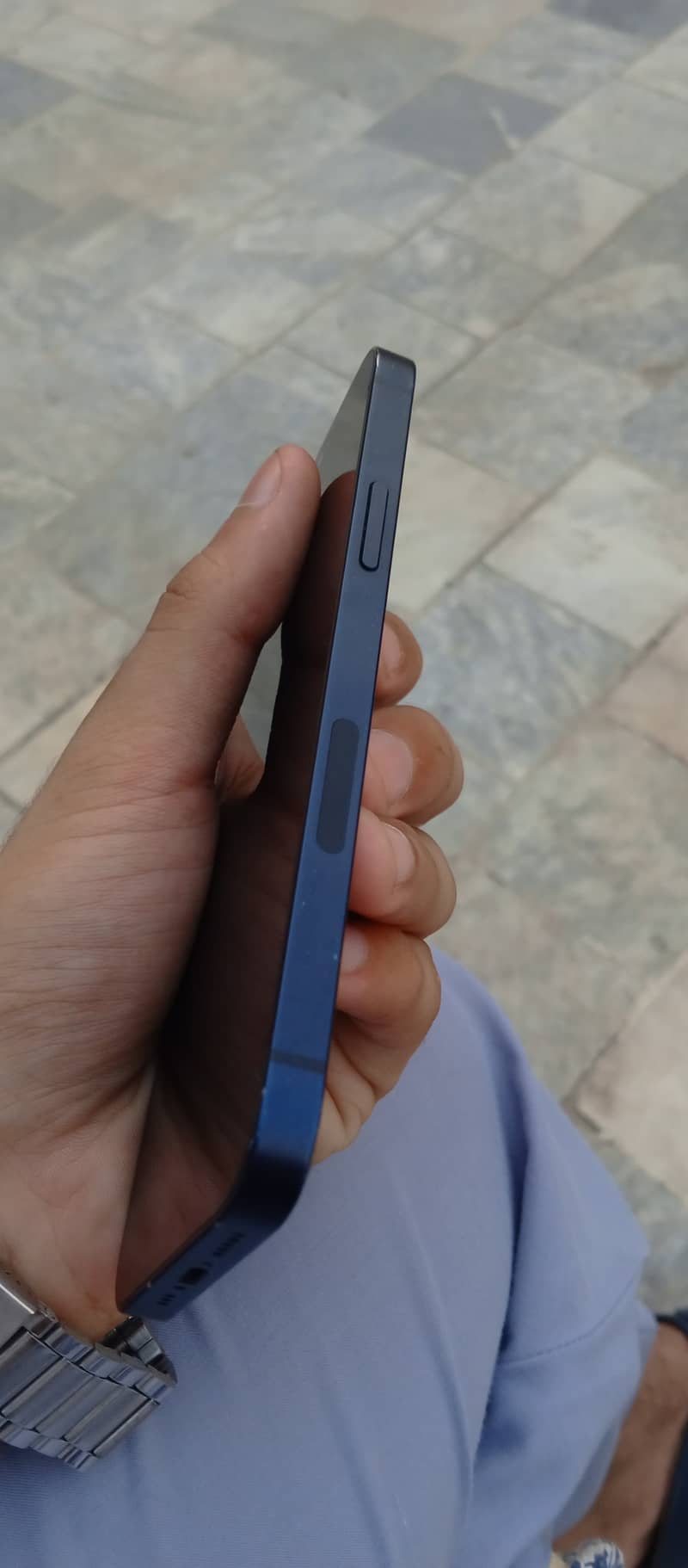 Apple iPhone 12 5