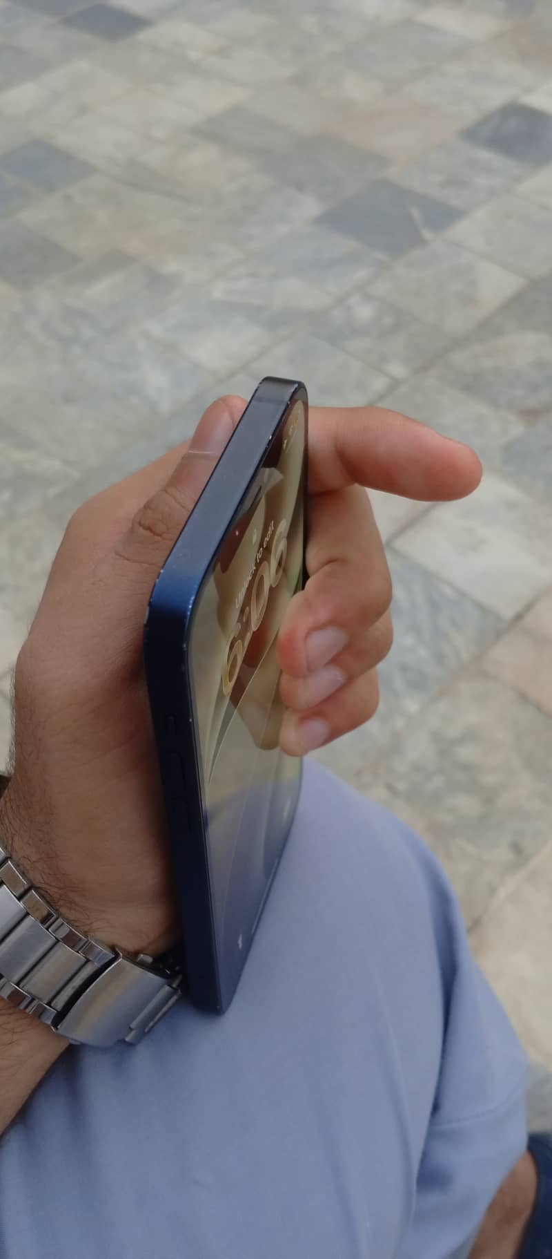 Apple iPhone 12 7