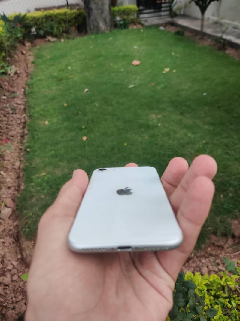 Apple iPhone SE 1