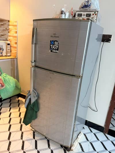 dawlance fridge condition orginal no repair 0/3/4/6/2/3/3/1/9/0/5