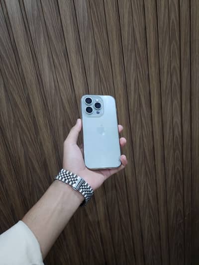 iPhone 15 Pro