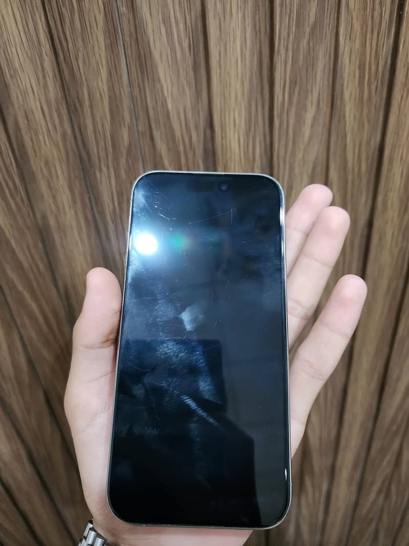 iPhone 15 Pro 8