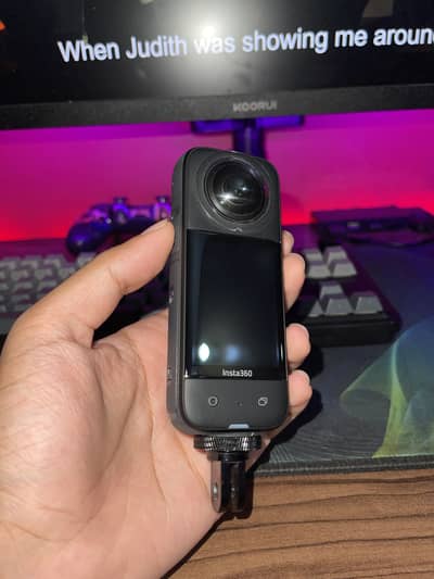 Insta 360 X3 with extra battery and invisible stick