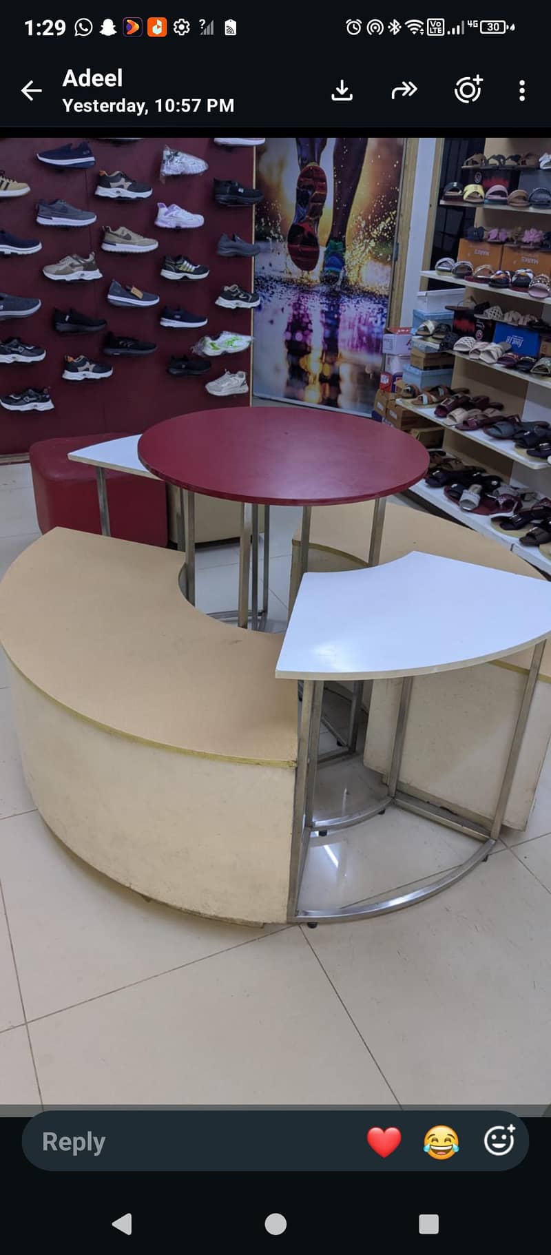 shoes display 0