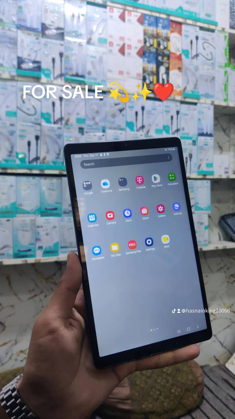 SAMSUNG TABLET 4